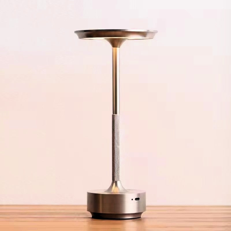 Το κομψό φωτιστικό αφής της TouchLamp™